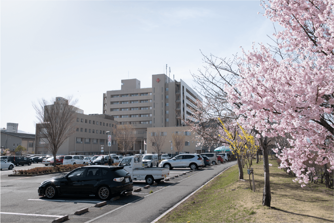 写真：諏訪赤十字病院 外観
