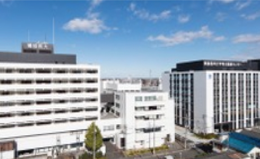 写真：獨協医科大学埼玉医療センター　外観